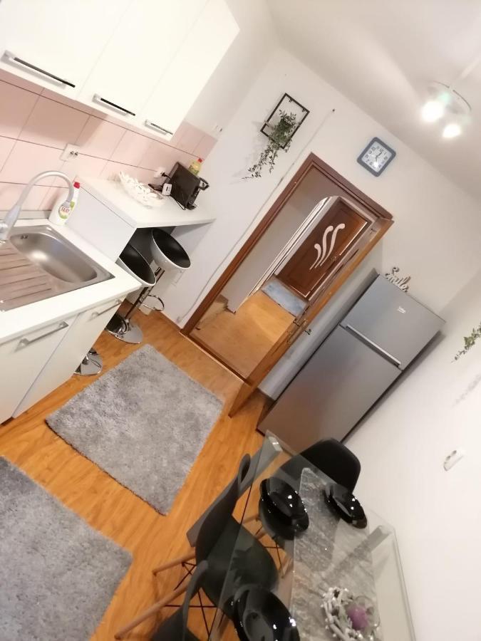 Masaryss Apartament Tulcea Exterior photo